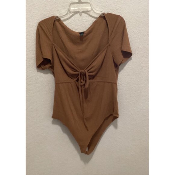 Wild Fable Brown Ribbed Short-Sleeve Tie-Front Bodysuit Size XL - Picture 2 of 4